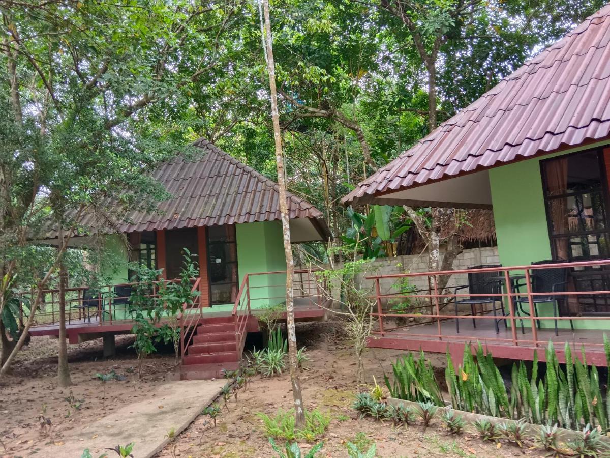 Khao Sok River & Jungle Bungalow Khao Sok National Park Exterior foto